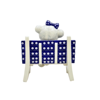 Ławeczka ceramiczna i misia